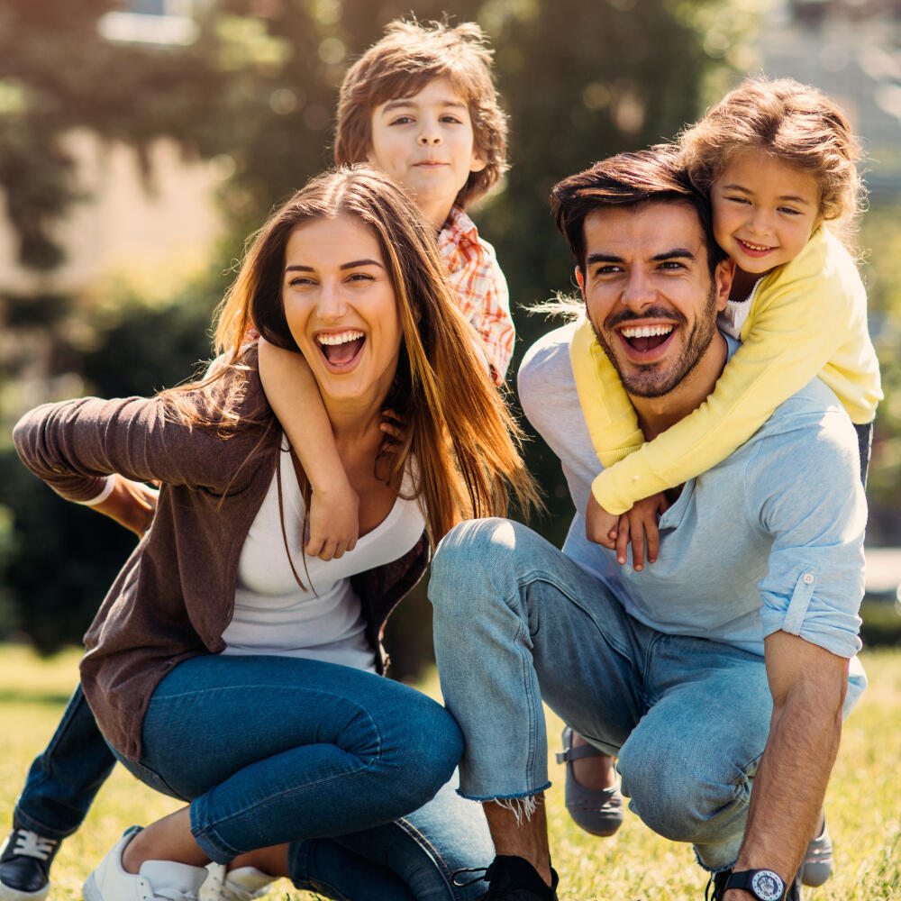 Mãe e filho felizes - Residencial Villar Santana